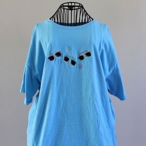 Sunglasses casual Tee